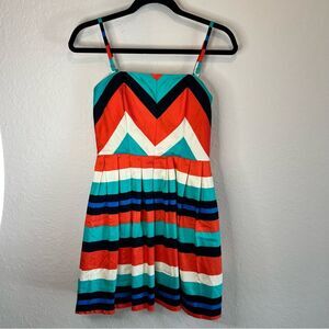Minuet striped dress with pockets. Removable/adjustable straps. Size small